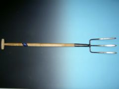 Spitvork 3-tands met dubbele veren en Atlas steel 90cm