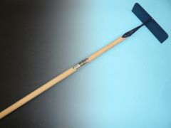 Stal/mestkrabber met steel 150x3,2cm